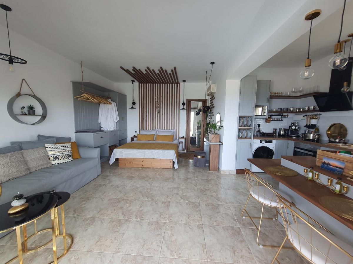 Tramonto Luxury Villa No2 - Breathtaking Sunset View Foinikion Exterior photo