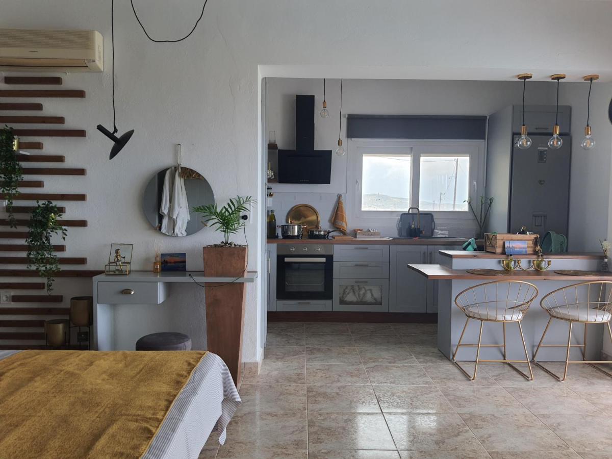 Tramonto Luxury Villa No2 - Breathtaking Sunset View Foinikion Exterior photo
