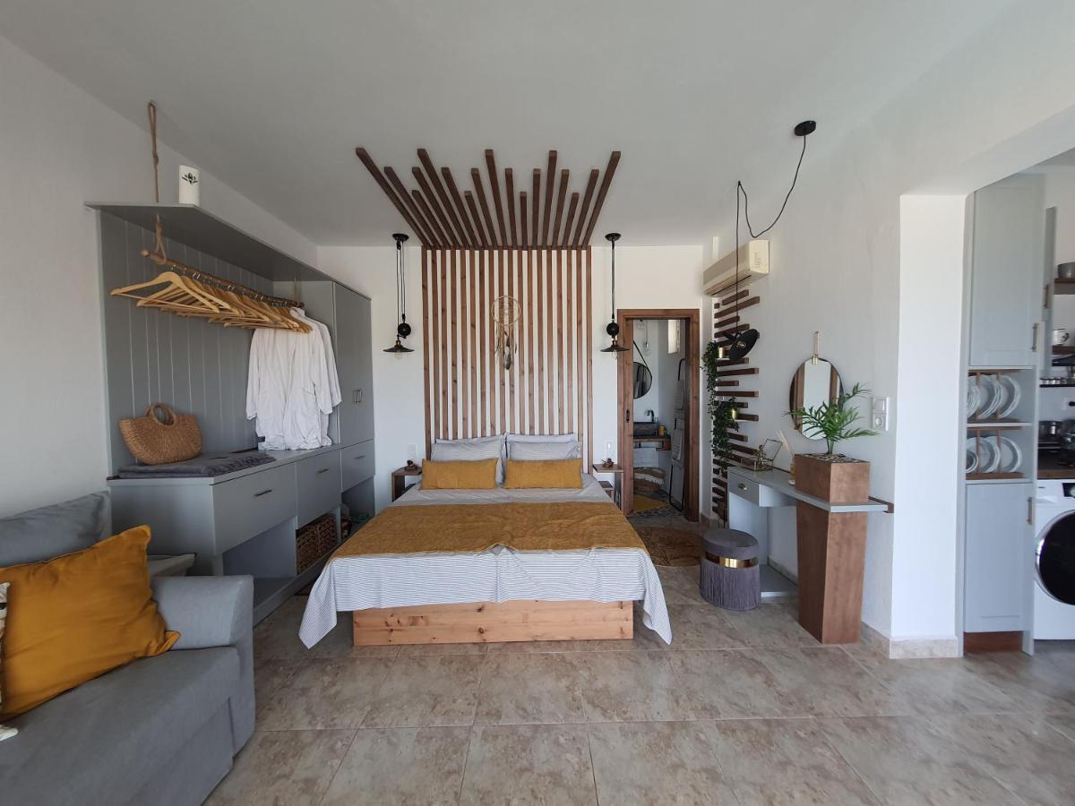 Tramonto Luxury Villa No2 - Breathtaking Sunset View Foinikion Exterior photo